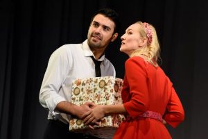 Спектакль «Убегая от тебя»