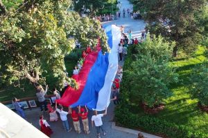 Познавательная программа «Бело-сине-красный флаг»