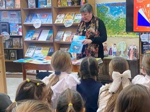 Встреча с севастопольским поэтом Еленой Акишиной