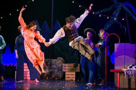 Анна Корнилова https://sevtyuz.ru/playbill/plays/show/chelovek-amfibiya/