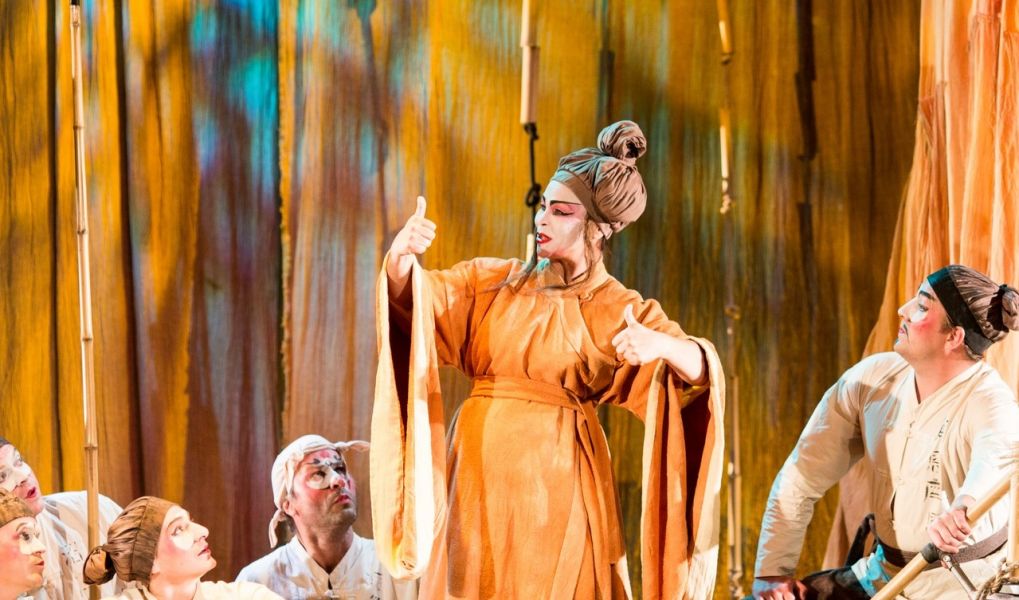 Юлия Высоцкая https://sevtyuz.ru/playbill/plays/show/drakon-bambukovyh-ostrovov/