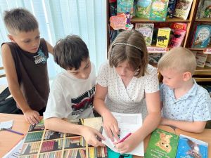 Познавательно-игровой час «Искатели древностей»