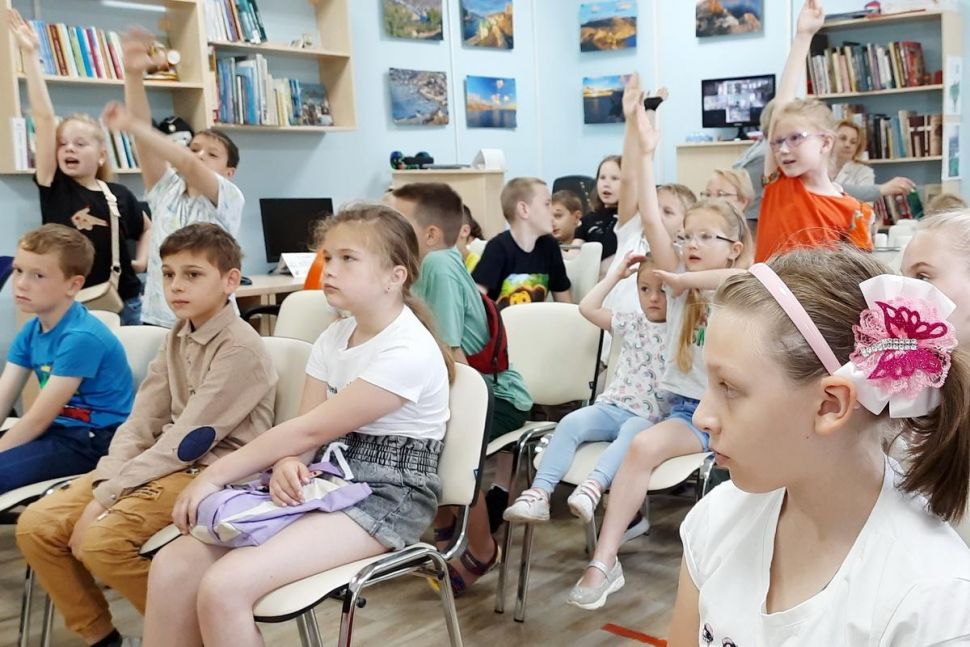 Игровая программа «Ромашковое настроение»